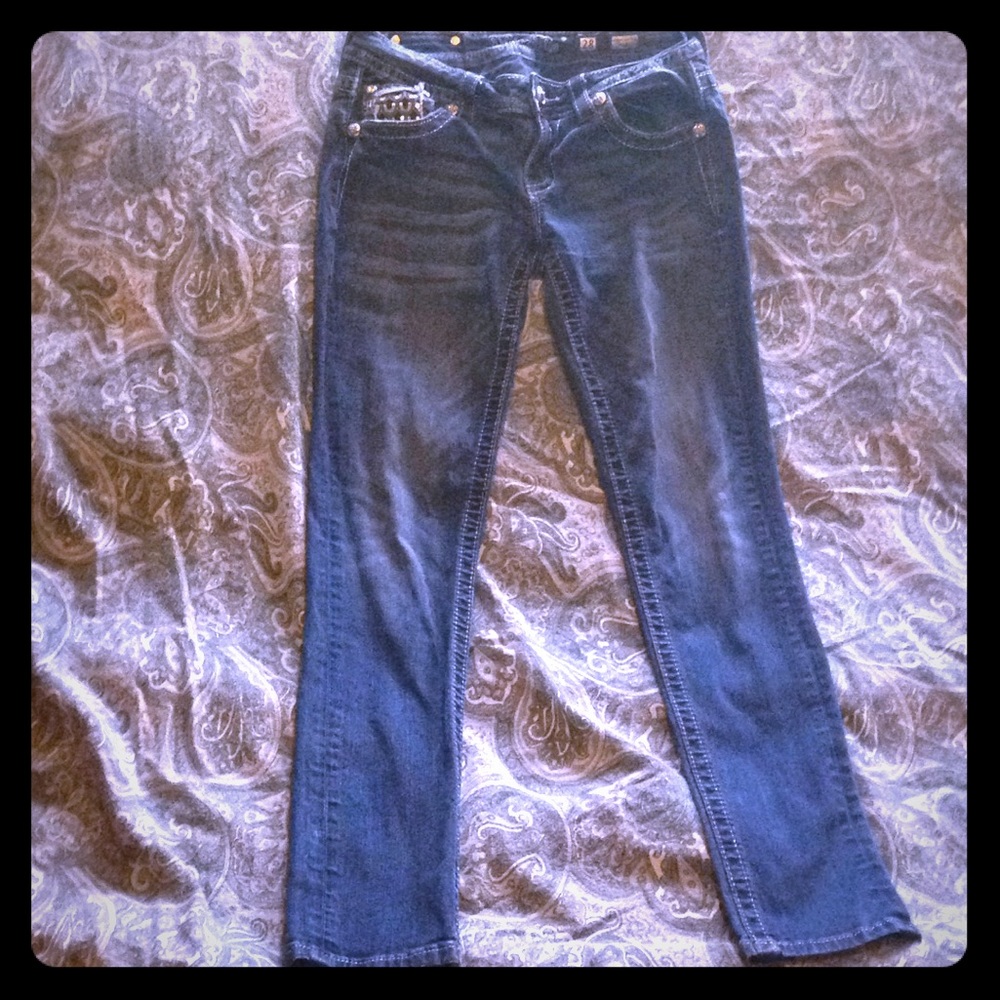 Like new Miss me Jeans, hardly worn.